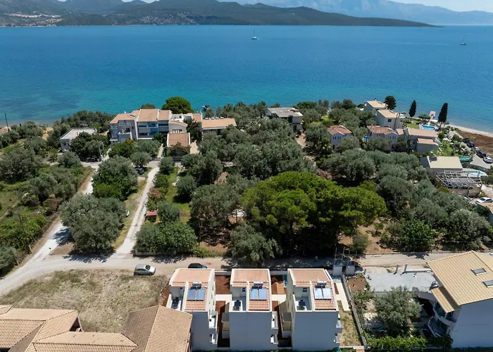 Miralis Apartments